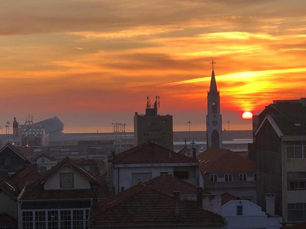 Sunset Guest House Matosinhos  Buitenkant foto